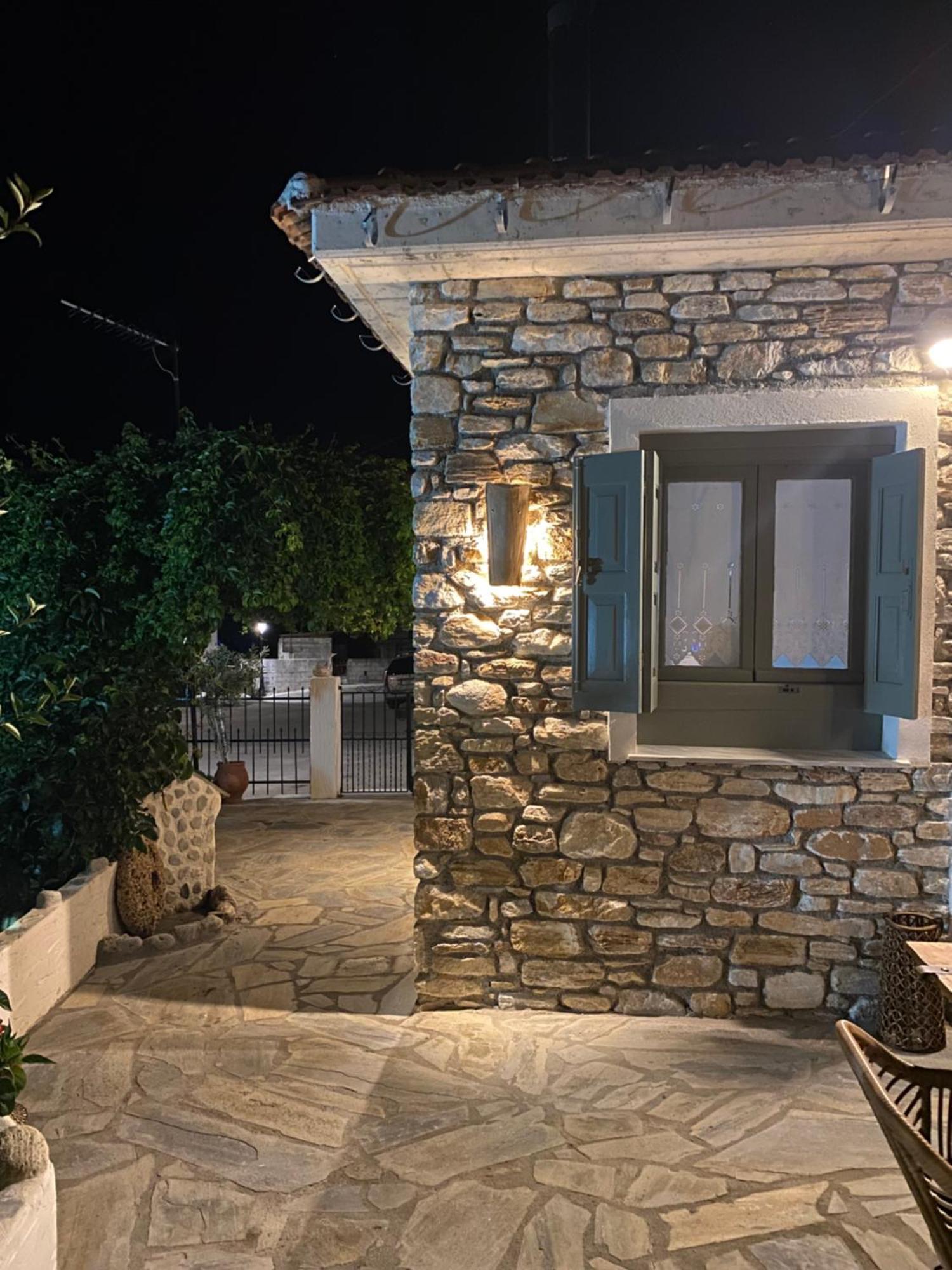 Villa Oneiropetra Luxury House Argalasti Exterior foto